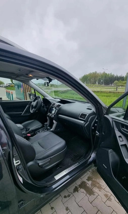 Subaru Forester cena 68000 przebieg: 222000, rok produkcji 2015 z Kielce małe 79